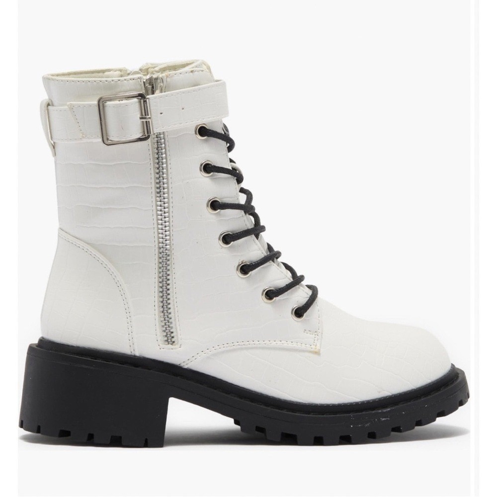 Nicole Miller Boots New‎ York Snakeskin Combat Moto City White Size 7 NEW - Picture 16 of 16